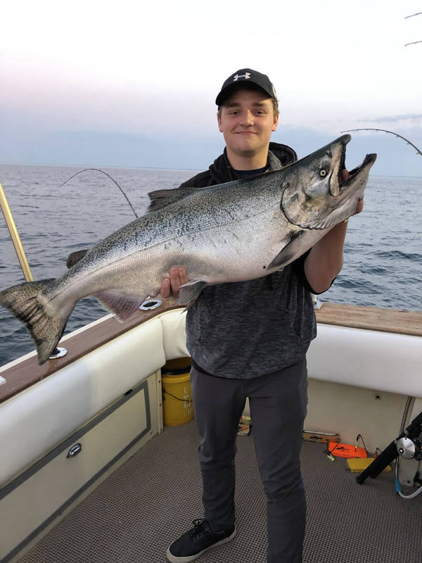 Outcast Sport Fishing 185