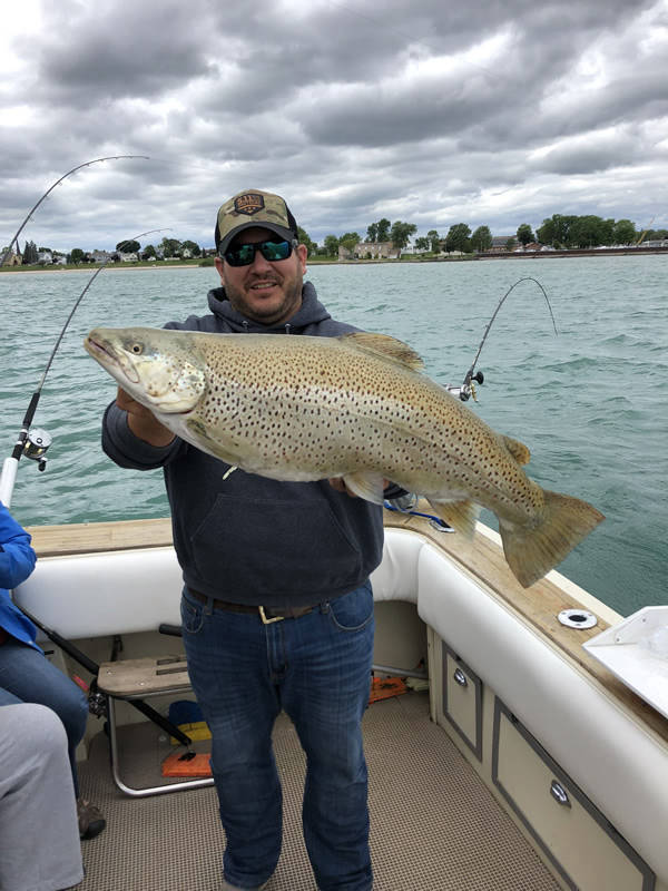 Outcast Sport Fishing 188