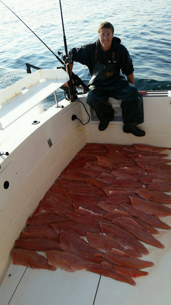 Outcast Sport Fishing 150